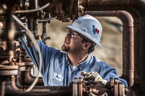 William Huber Shoots Annual Report for Oil and Gas Industry