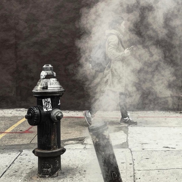 “I See Dead People!” Dan-Bergman Captures Spooky New York Moment