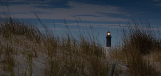Jason Burfield Captures Glowing Scenery At Fire Bridge Island