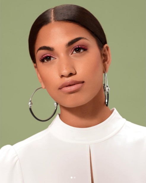"When the Hoops Go In, the Boss Comes Out" - Michas' New Photo Shoot