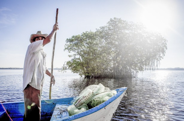 Morrison's Photo Story on the Fishermen of Tabasco, Mexico