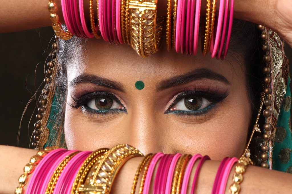 kohl-lined-eyes-vapour-organic-beauty-eyeliner-eco-beauty-organic-beauty