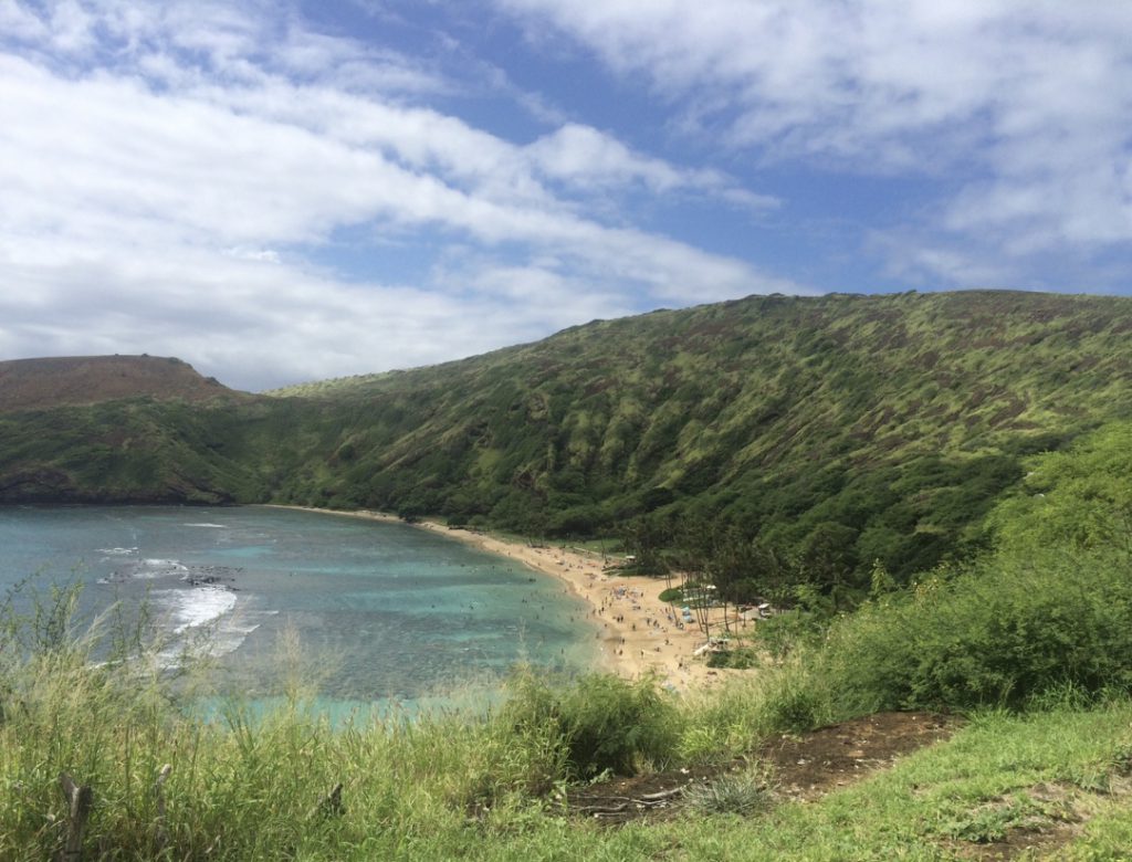 hanauma-bay-nature-preserve-honolulu-hawaii-oahu-eco-tourism