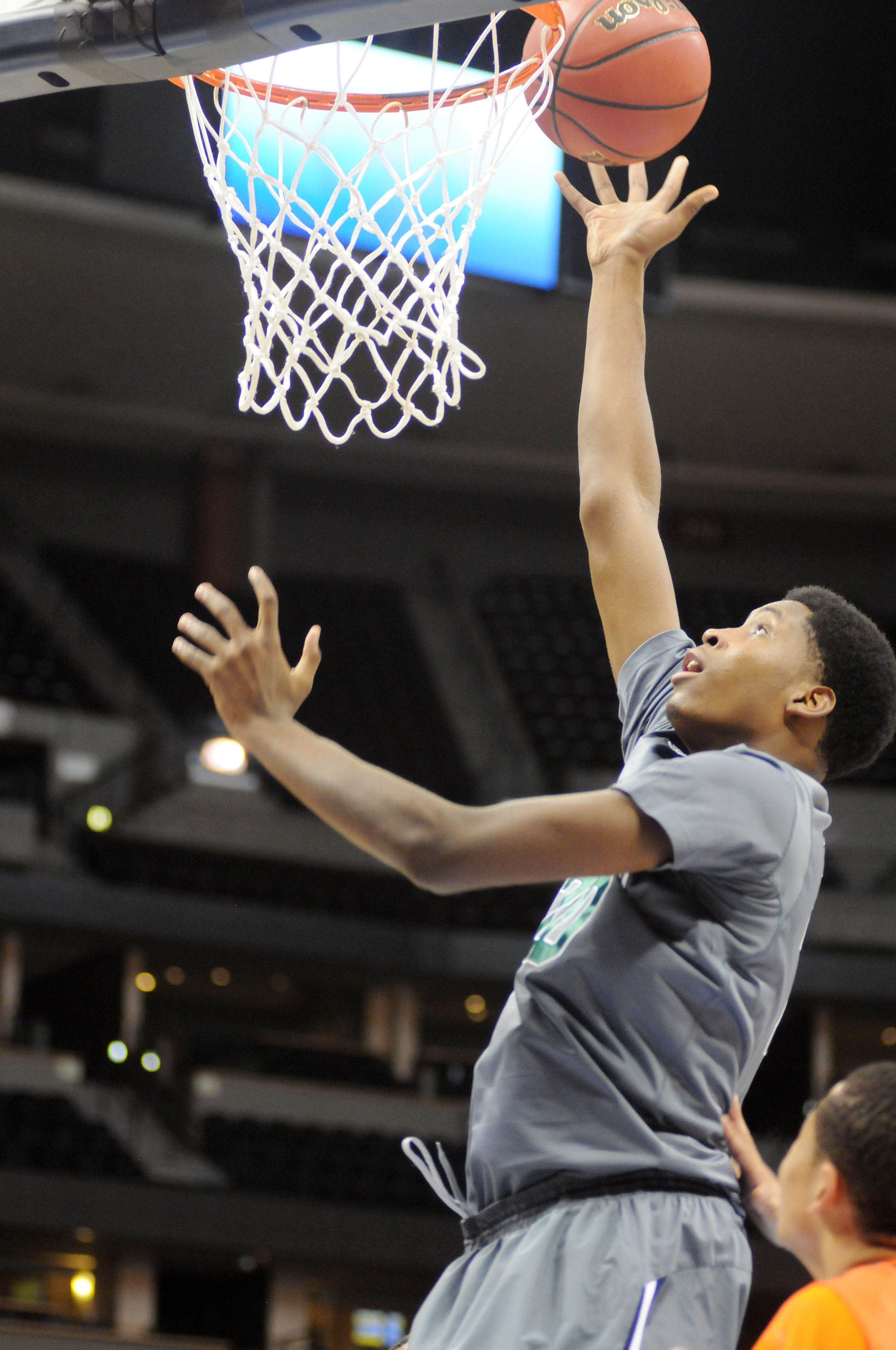 Gateway-Overland Boys Basketball Pepsi Center 12.17.13