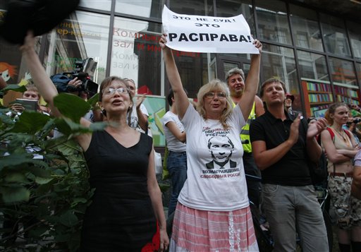 Russia Punks vs Putin