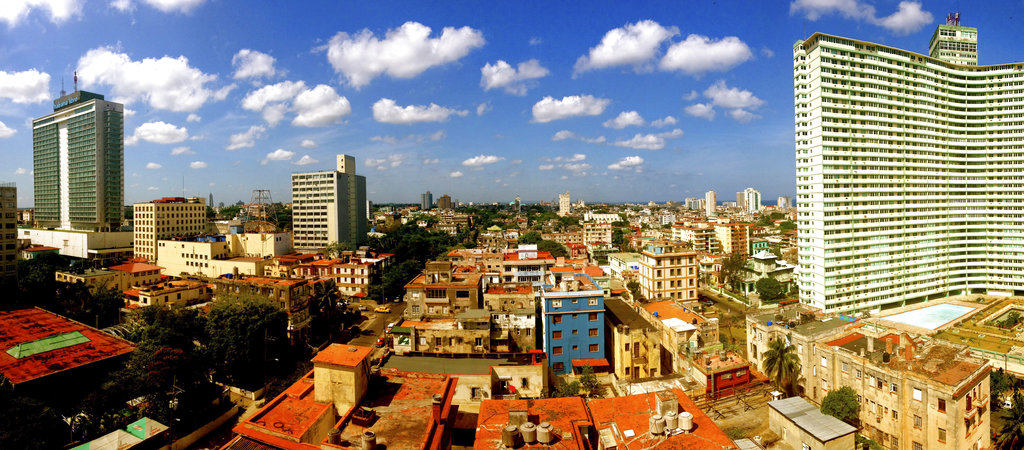 US tourist fears he was hit in Cuba, years before diplomats