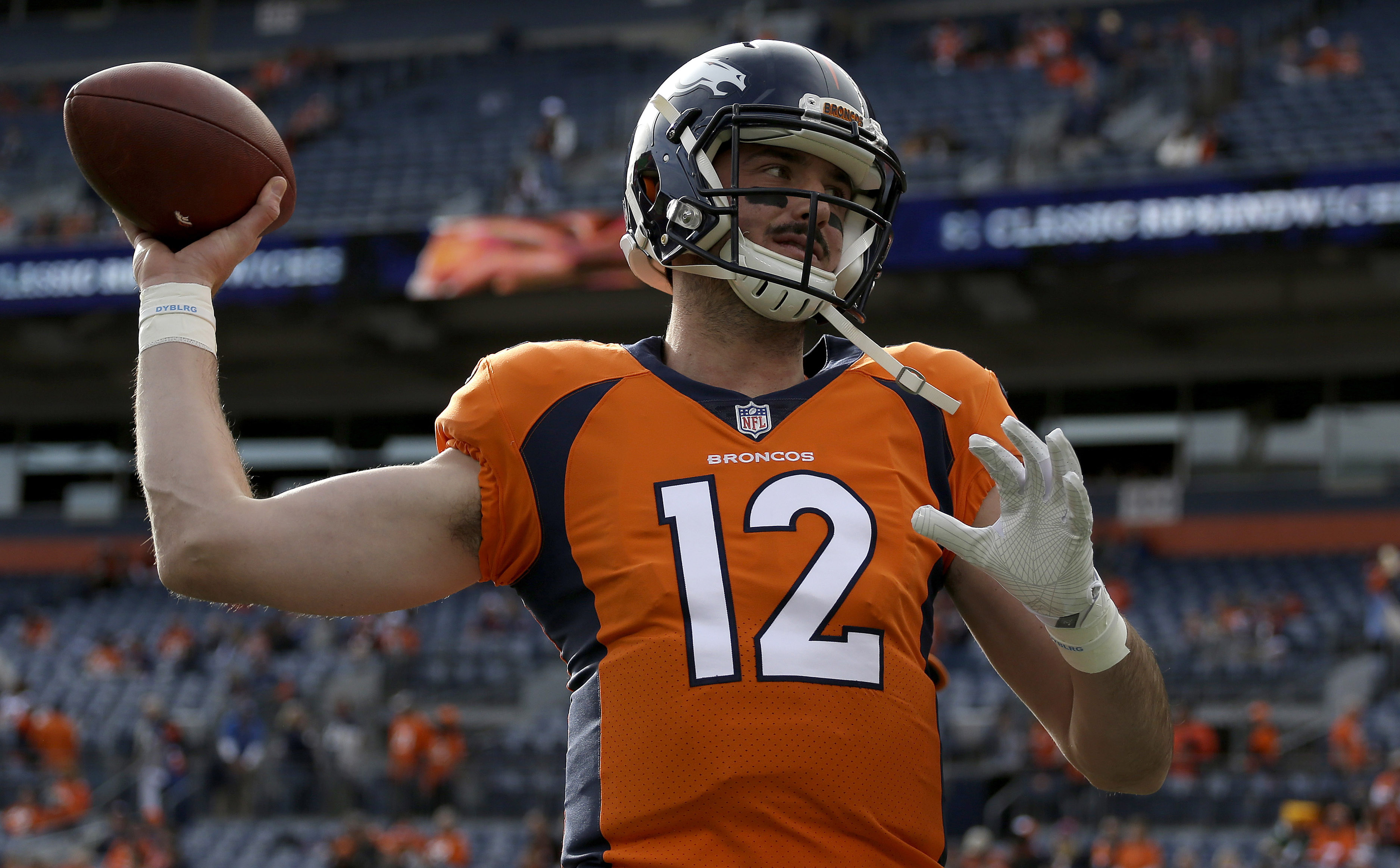 Free NFL Picks Week 12: Denver Broncos vs Oakland Raiders Predictions 11/26/17
