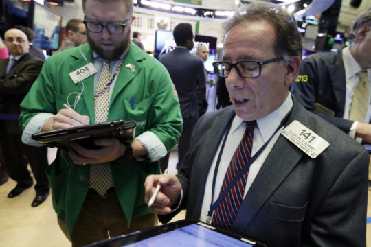 Stocks suffer yet another 500-point plunge Stocks suffer yet another 500-point plunge