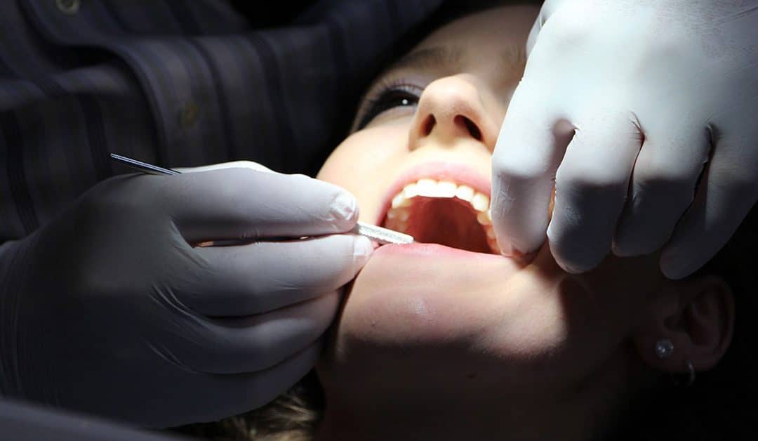 Como cuidar bem dos dentes