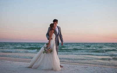 Escolhendo o vestido de casamento na praia