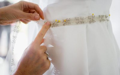 Vestidos de casamento sob medida: Vantagens e desvantagens