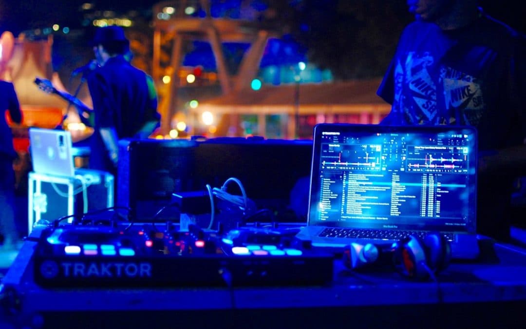 5 dicas para escolher o DJ da festa de casamento