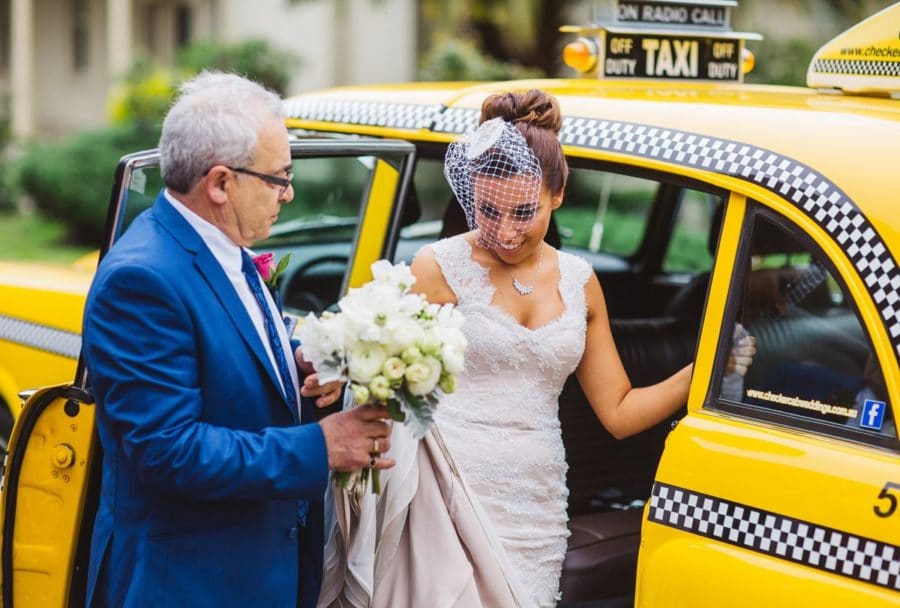 Carro da noiva para casamento moderno