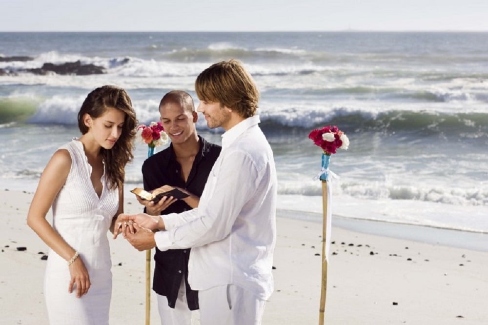 Celebrante de casamento civil: qual seu papel no casamento?