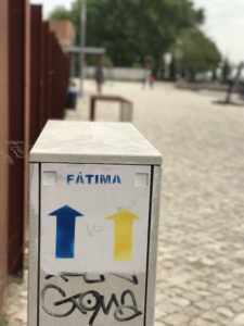 The arrows point forward on the Camino Portuguese.