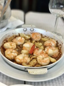 These garlic prawns were so delicious. I wish I could have them every day!