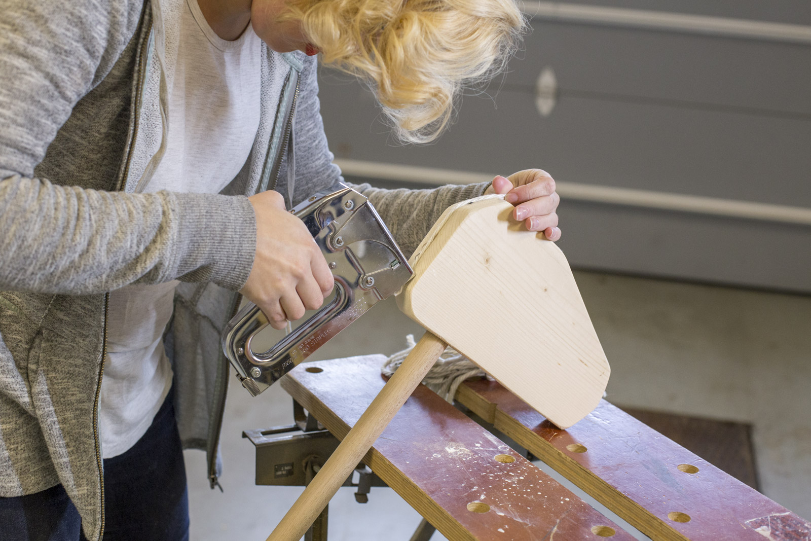 staple head of hobby horse