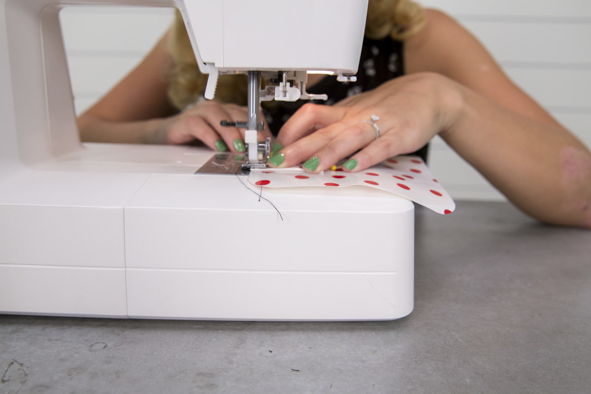 sewing lining and top hinge lunch box