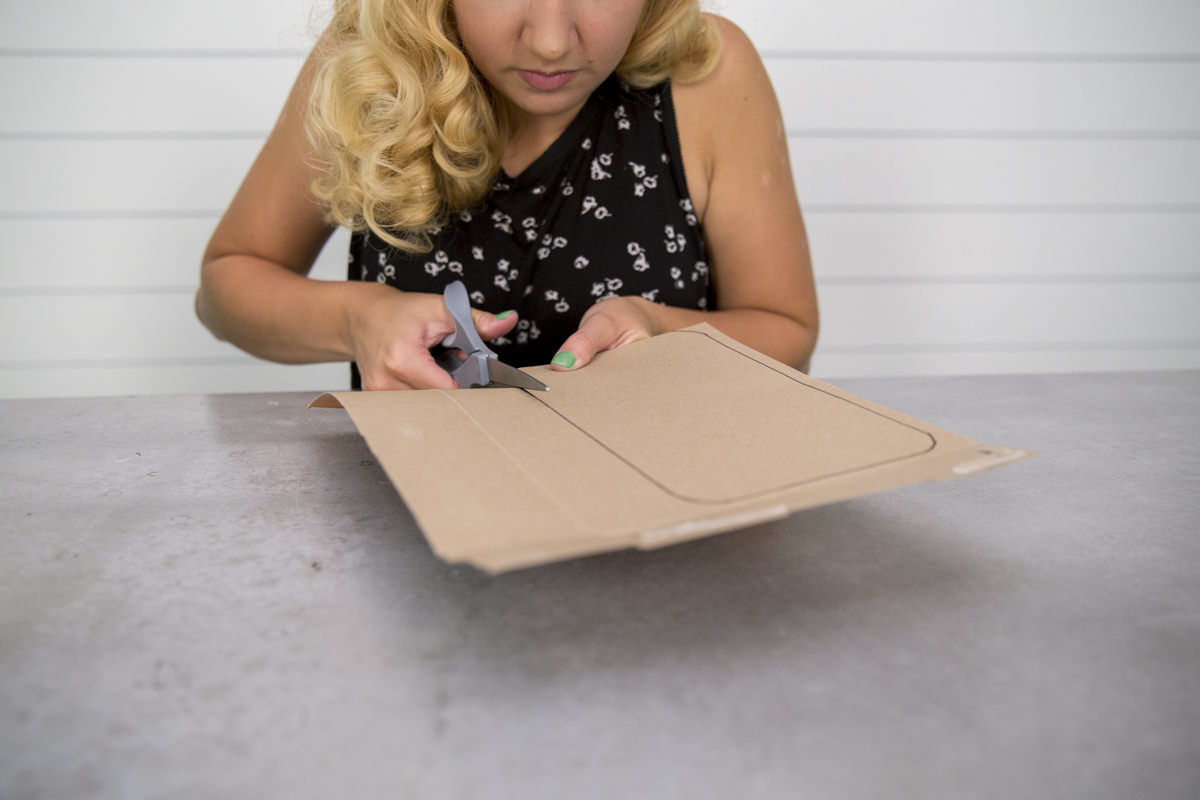 cutting cardboard for diy lunch box