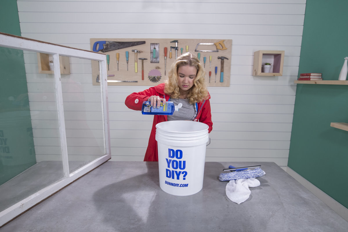 Dunn DIY Window Washing Tips Seattle WA 4 Dunn DIY Window Washing Tips Seattle WA 4