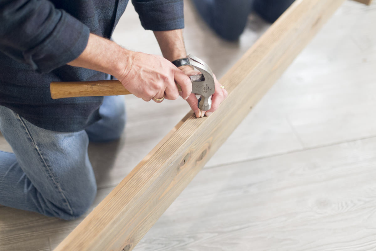 hammering bed frame