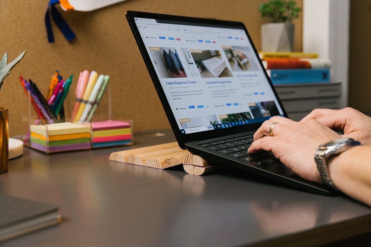 How To Build An Adjustable Laptop Stand Home Improvement Projects To 