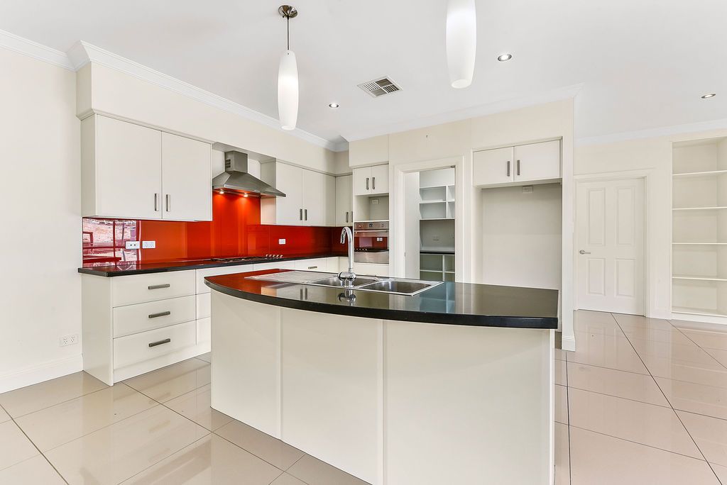 29 Eldridge Drive, Worrolong