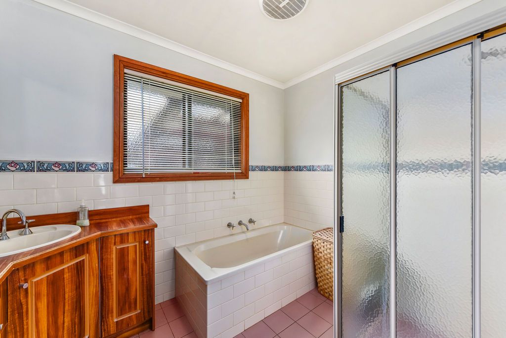 12 Jasmine Avenue, Mount Gambier