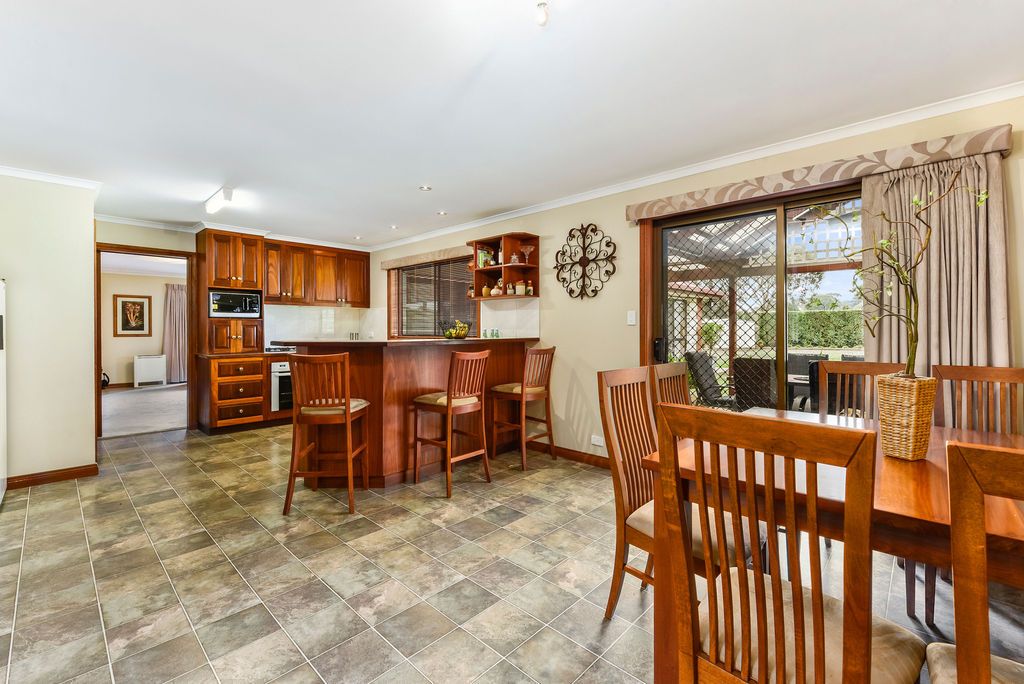 12 Jasmine Avenue, Mount Gambier