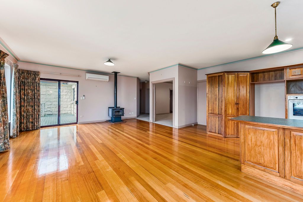 6 Davis Crescent, Mount Gambier