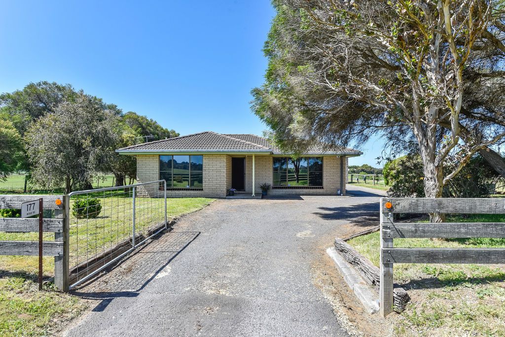 177 McKay Road, Compton