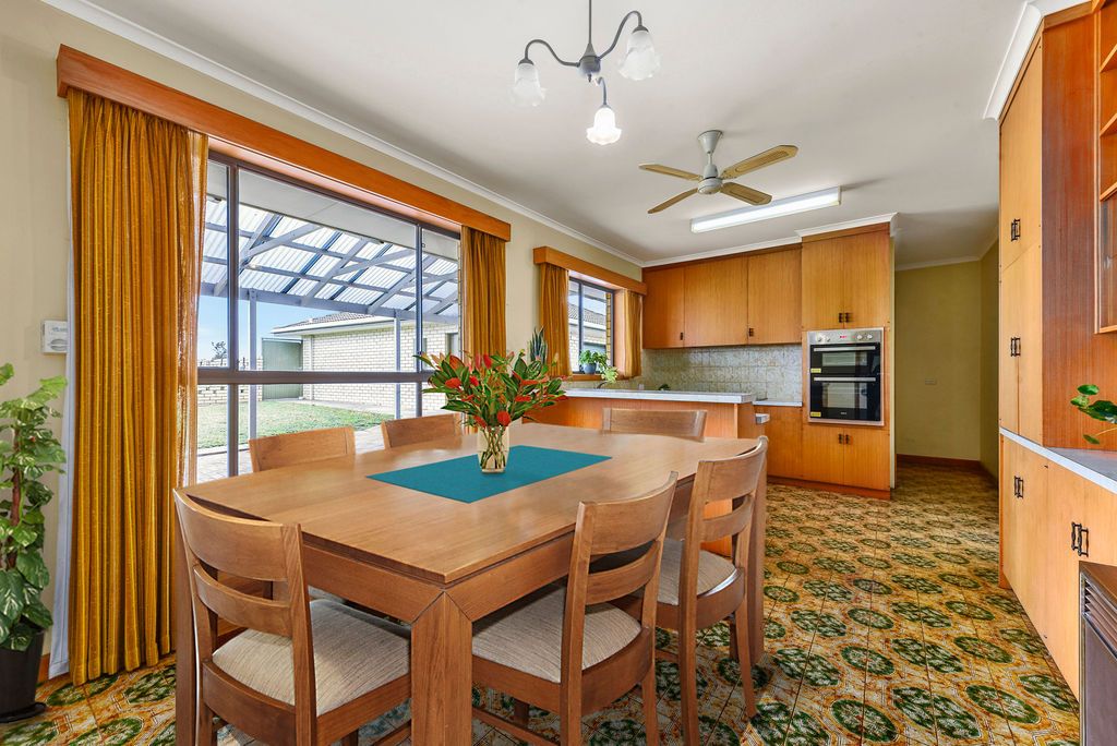 37 Barrows Road, Mil-lel