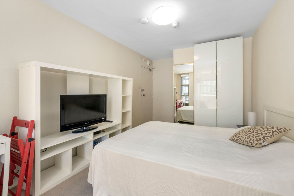 13 Waine Street