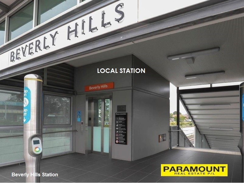 246 MOOREFIELDS ROAD, Beverly Hills