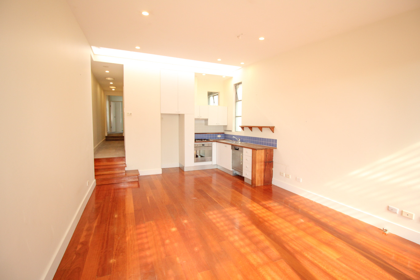 290 Bondi Road