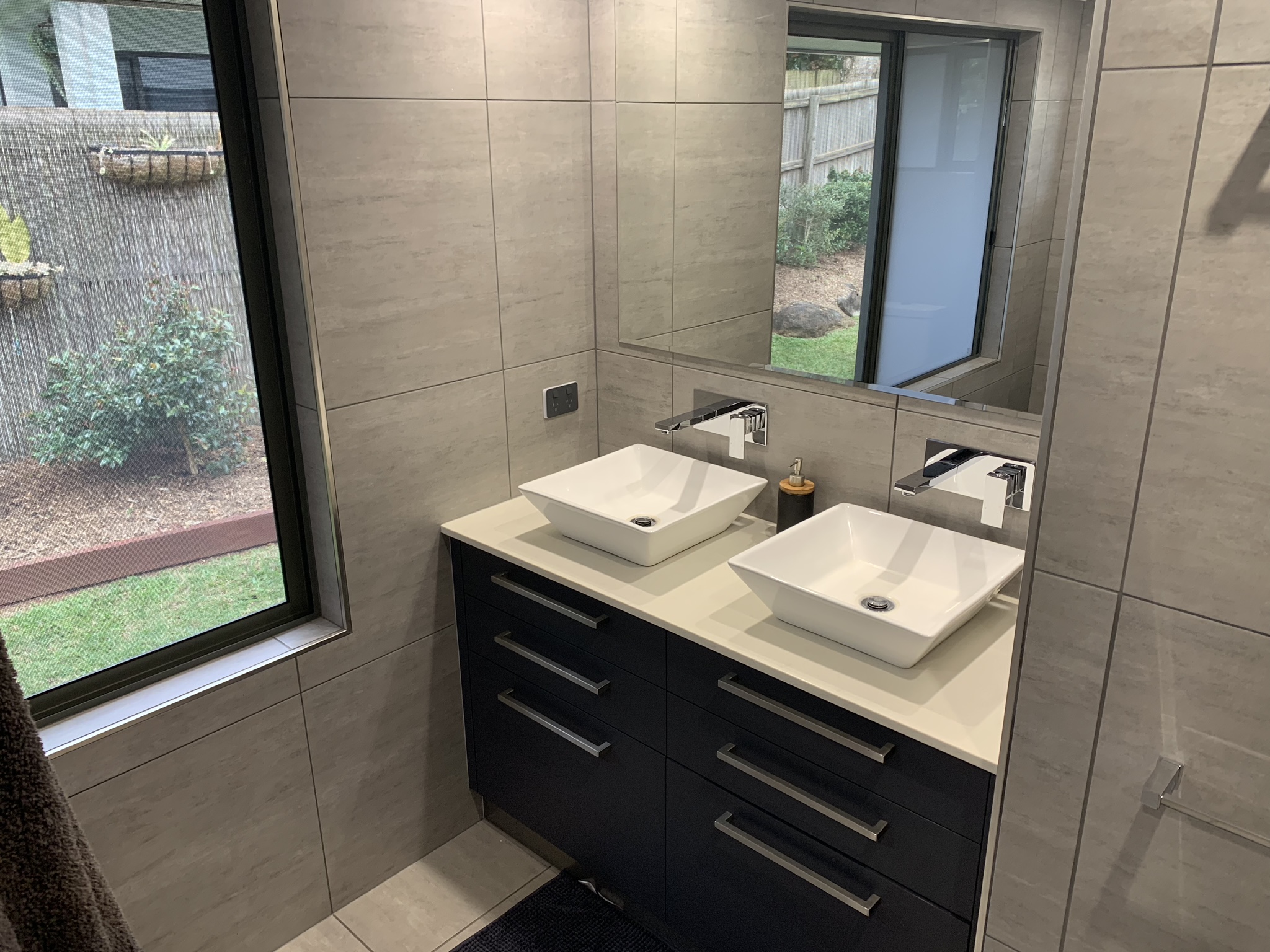 35 LAVENDER CRESCENT, Atherton