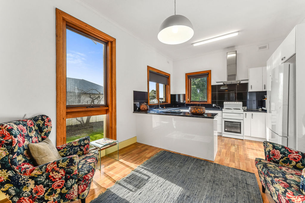 75 Bay Road, Mount Gambier