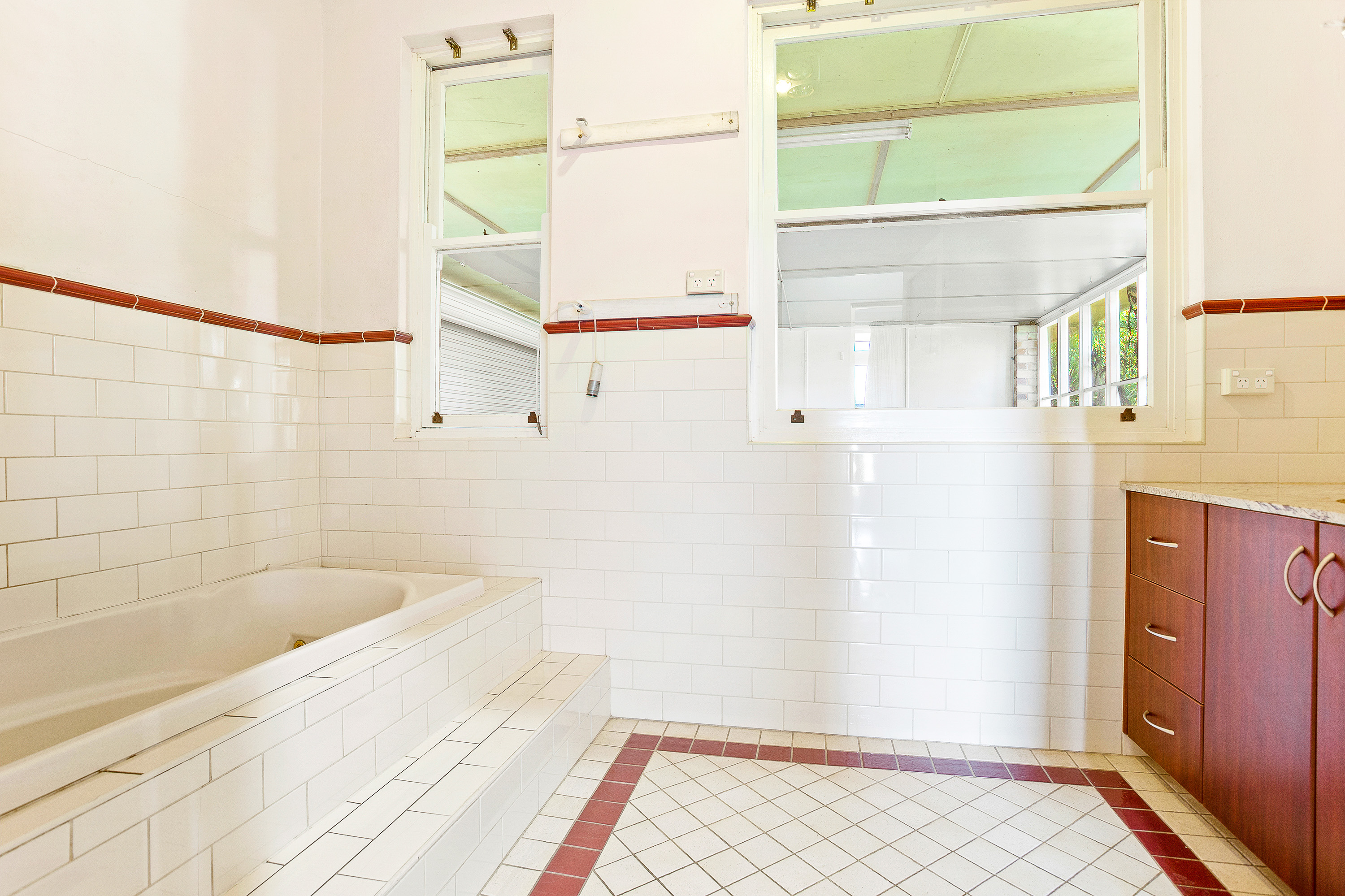 9523 Princes Highway, Dignams Creek