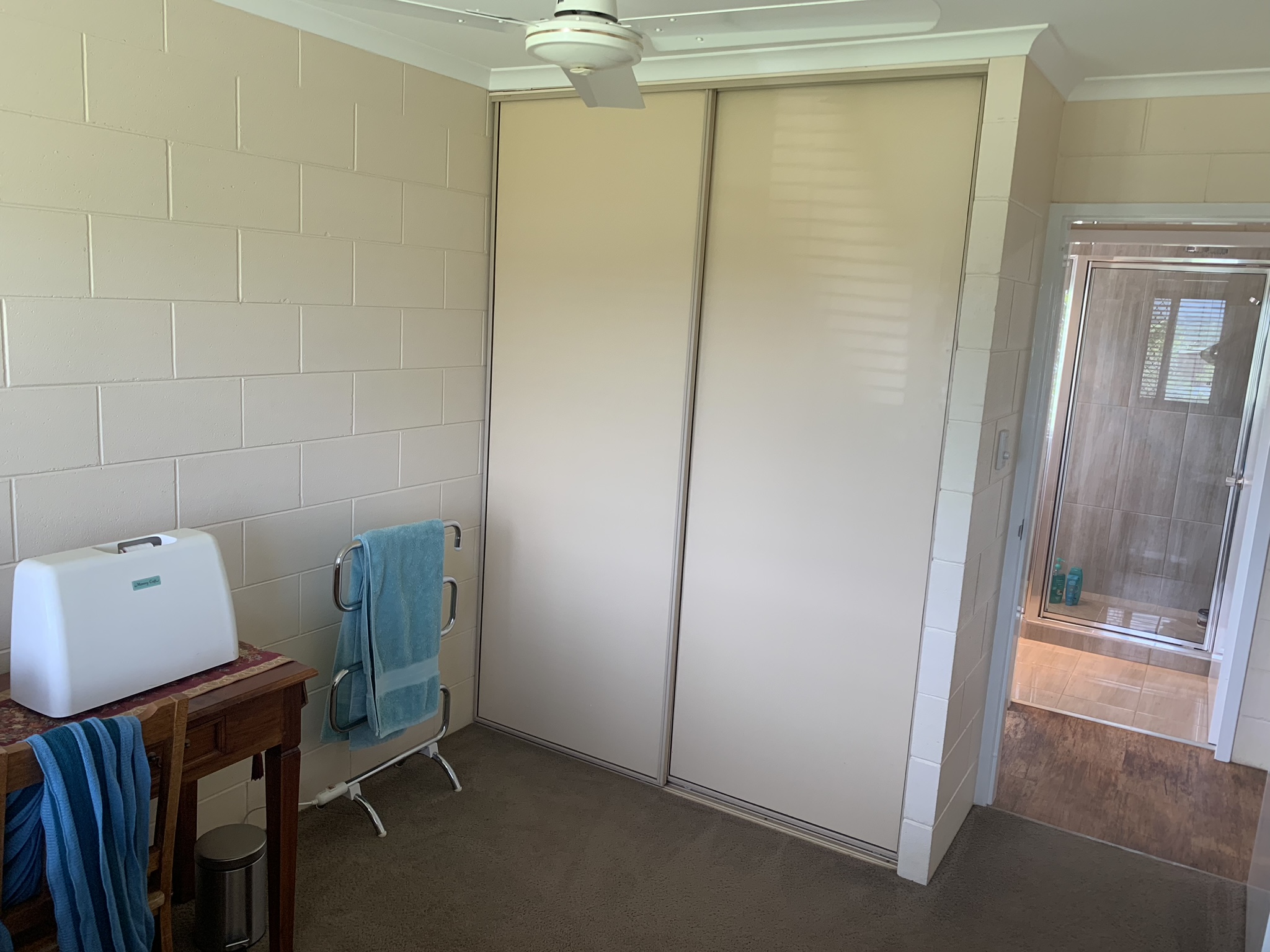 4 / 23 Tower Avenue, Atherton