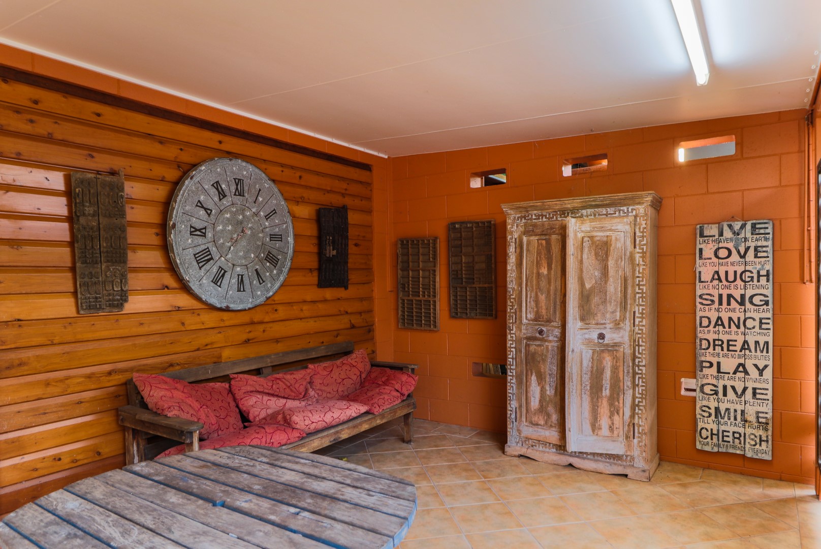 24 Wavell Drive, Tinaroo