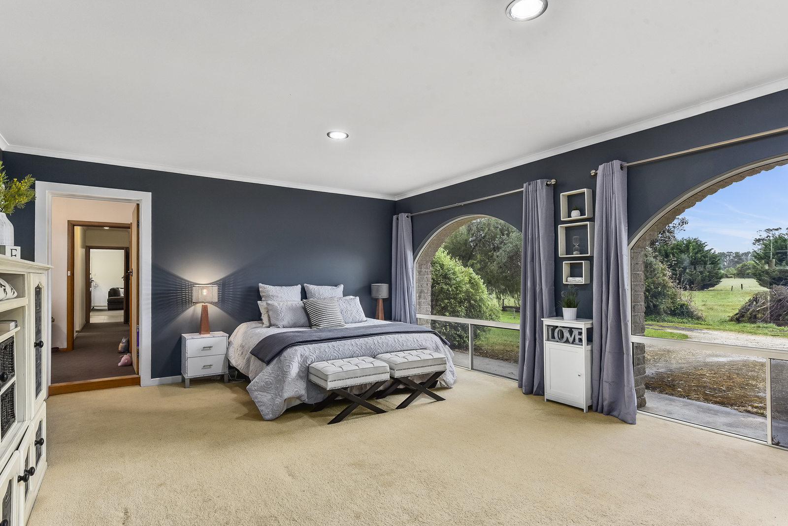 18 Billing Road, Worrolong