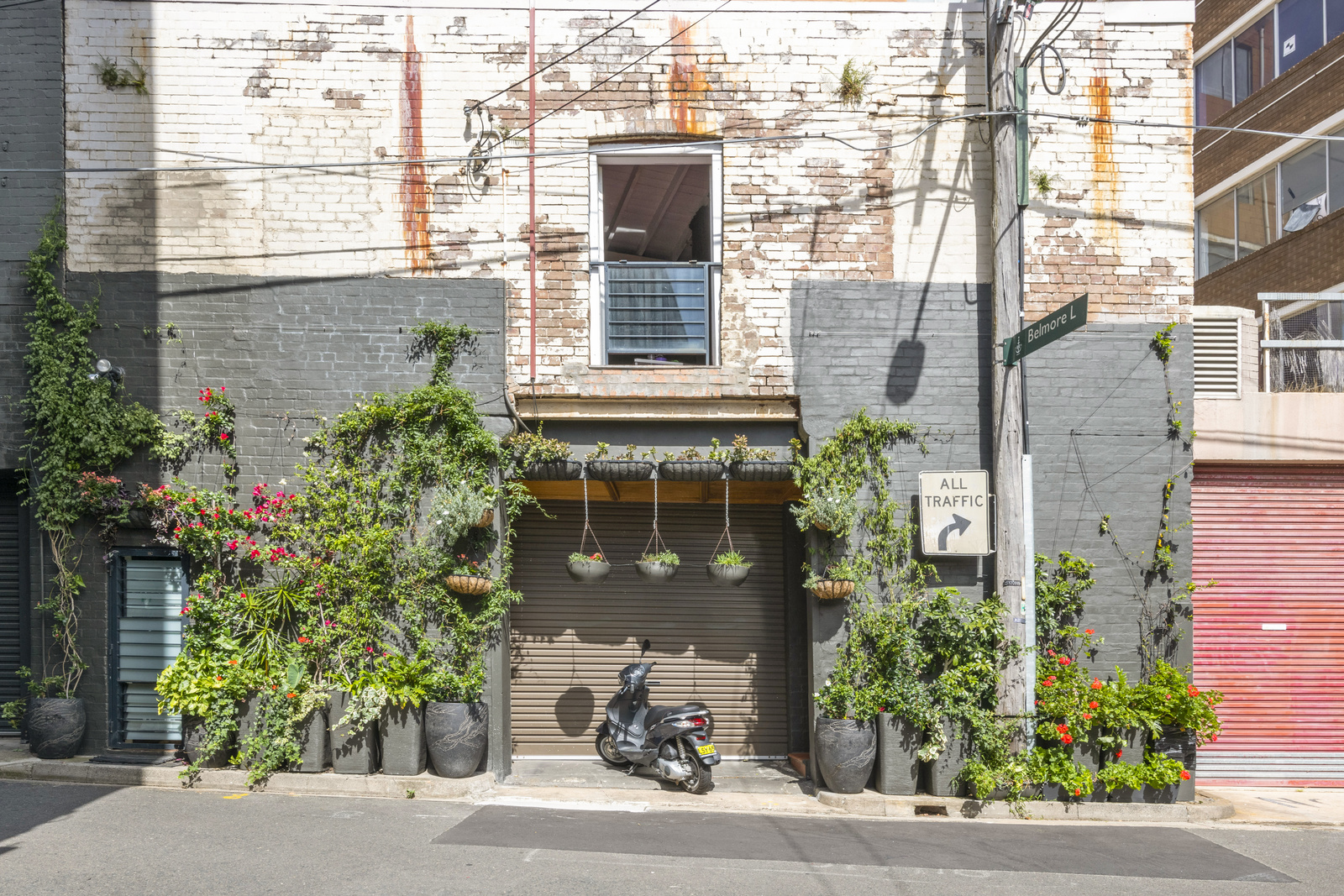 6 Waterloo Street