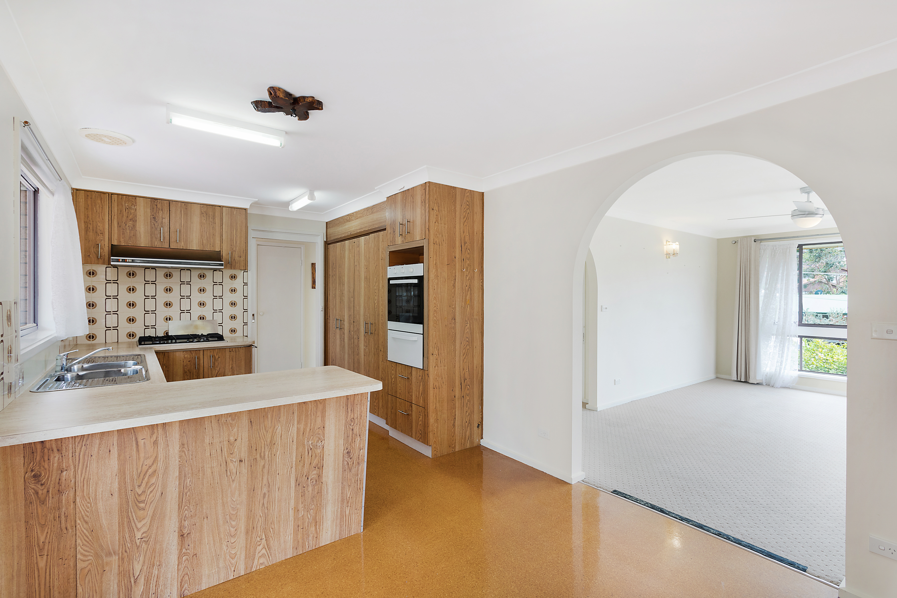 10 FISHERMANS CRESCENT, North Narooma