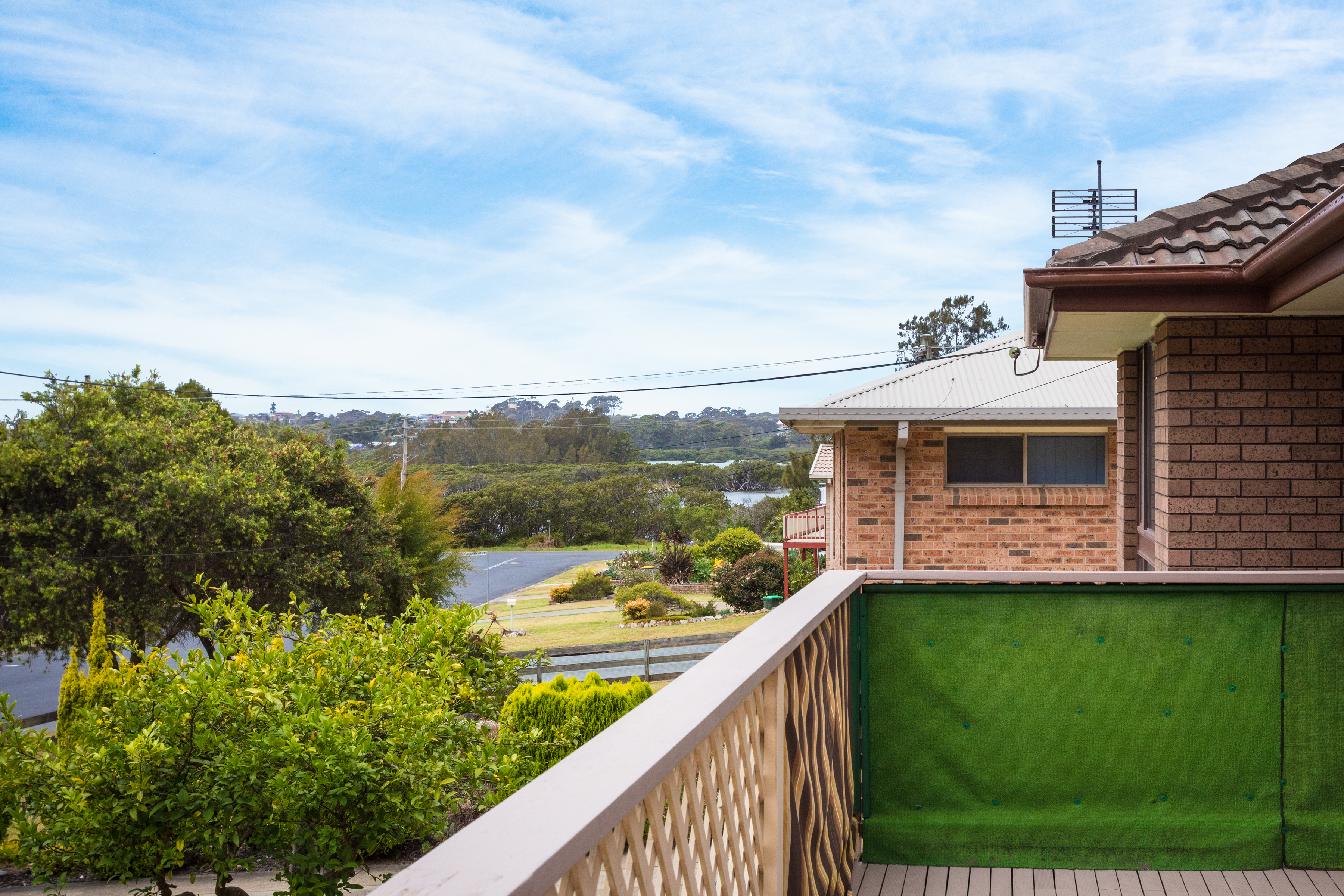 10 FISHERMANS CRESCENT, North Narooma