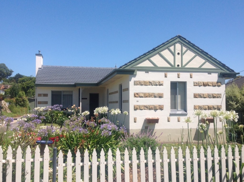 12 Robinson Street, Mount Gambier
