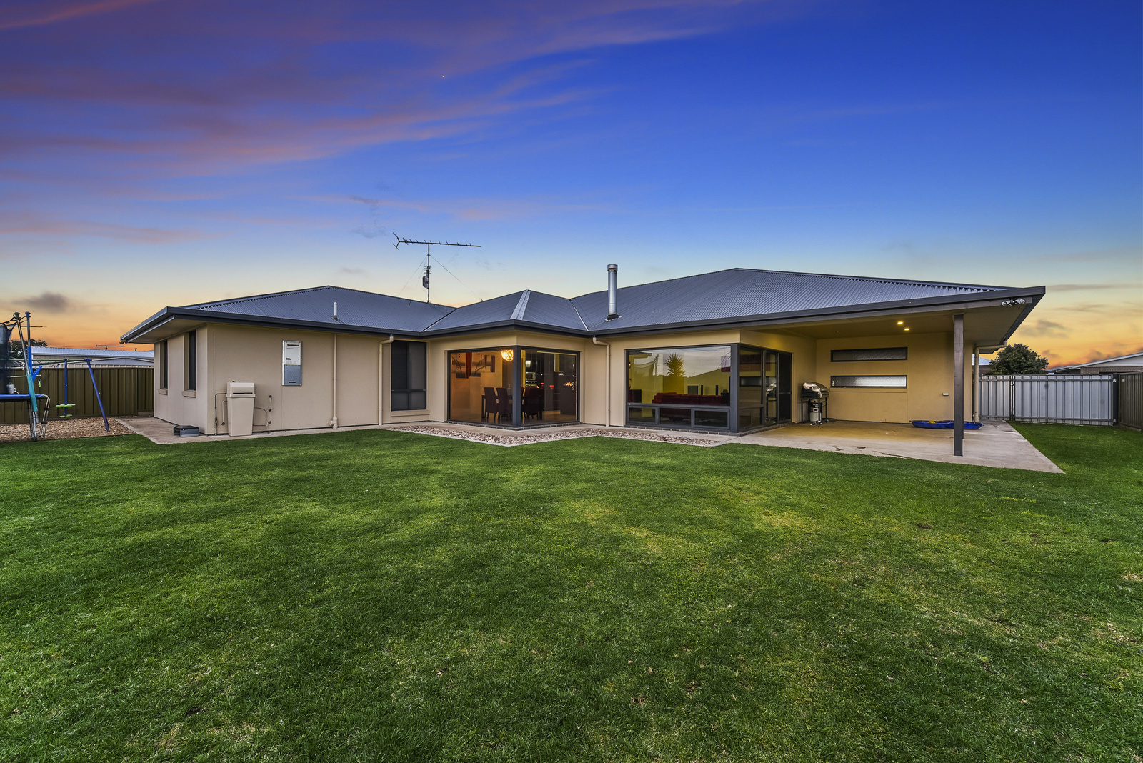 21 Hilltop Avenue, Mount Gambier