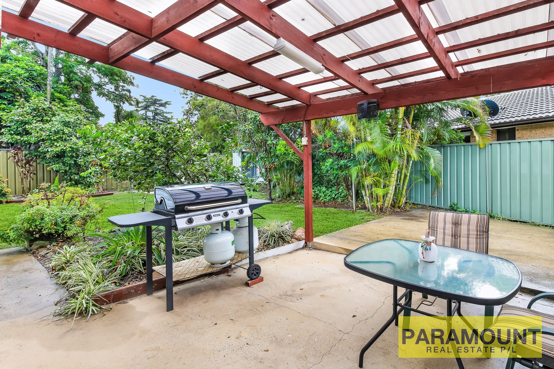 52 Central Road, Beverly Hills