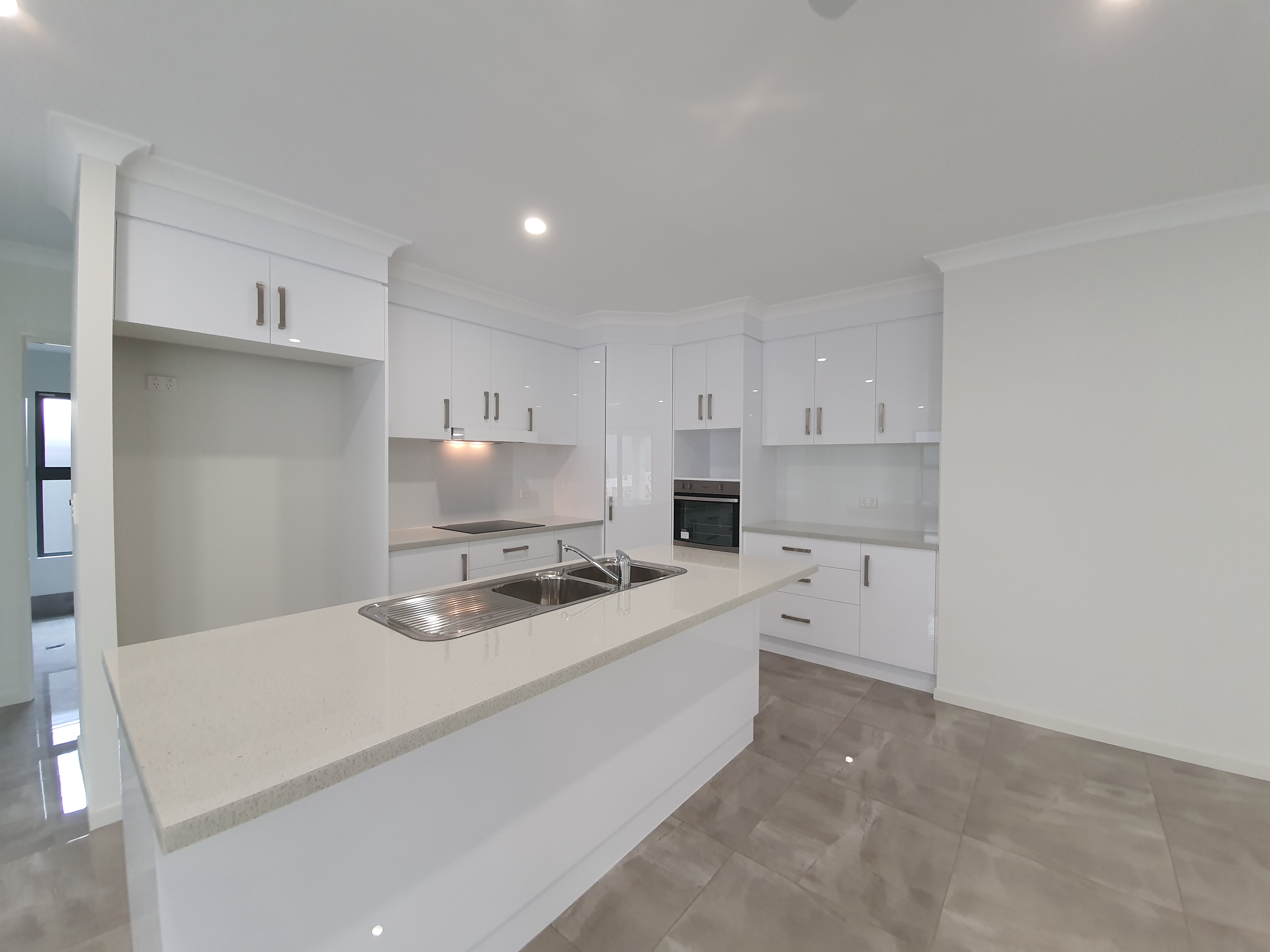 44 Twelfth Avenue, Atherton