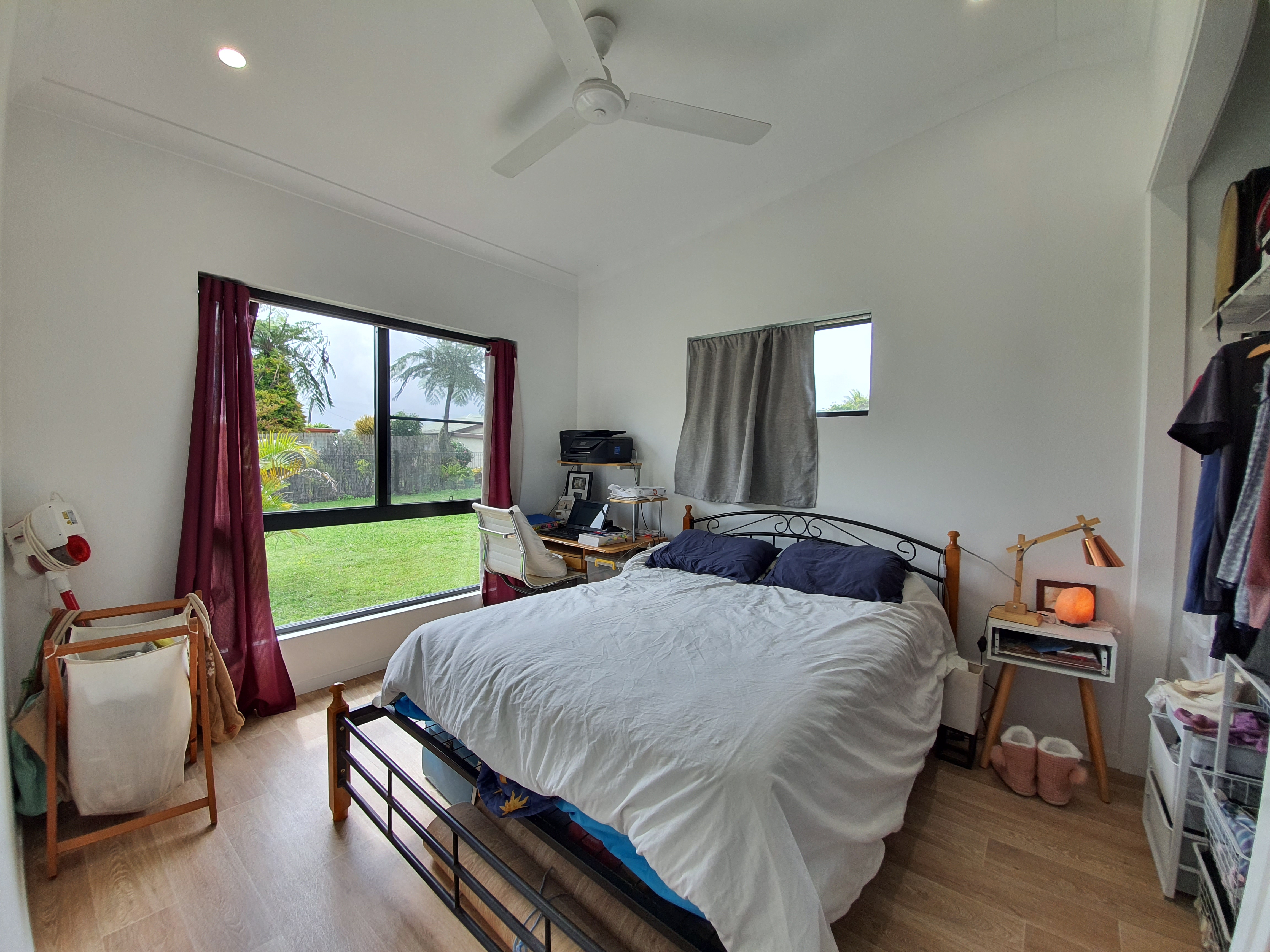 112 Robert Street, Atherton