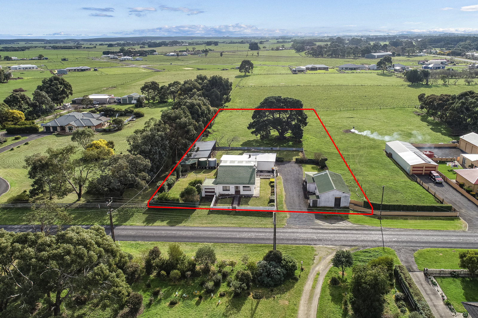 12 Mount Percy Road, Compton